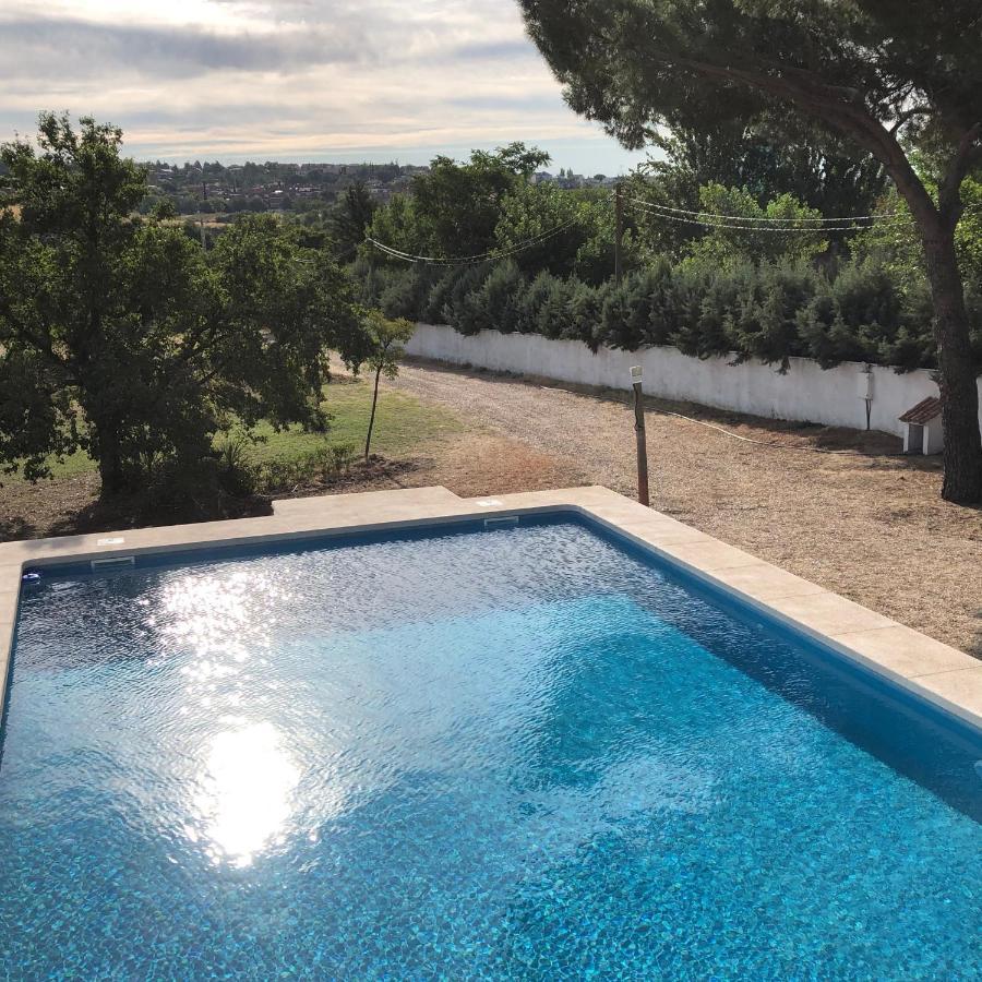 Casa En Finca, Con Piscina Zarzuela *